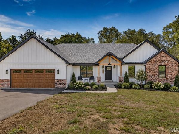 3403 Weatherby Lane , Farmington, MO 63640