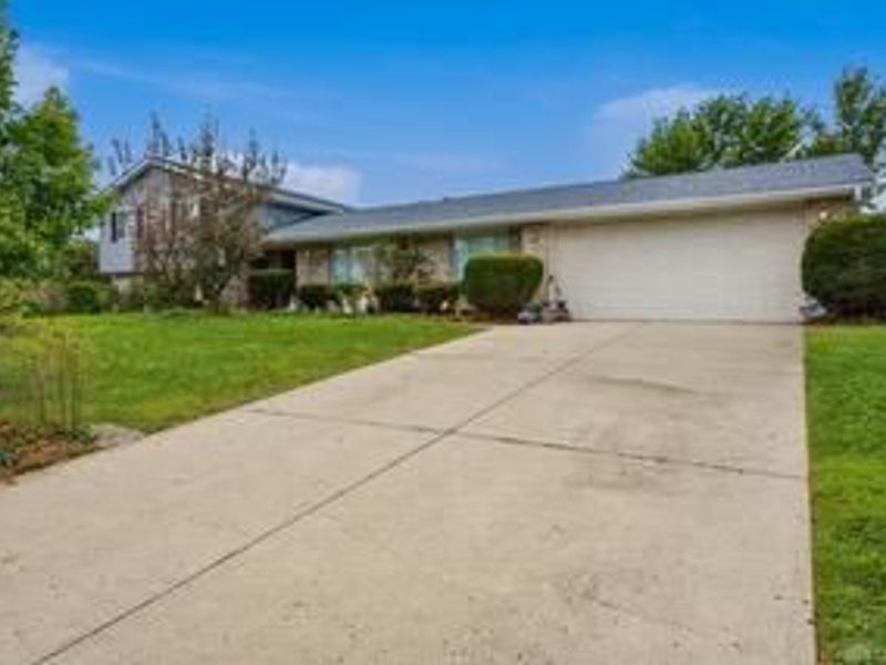 2445 Spicer Drive, Beavercreek, OH 45431 Photo 1