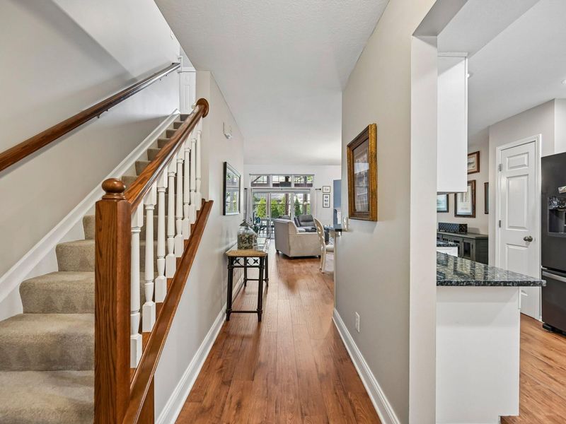 6423 Upper Lake Circle , Westerville, OH 43082 Photo 13