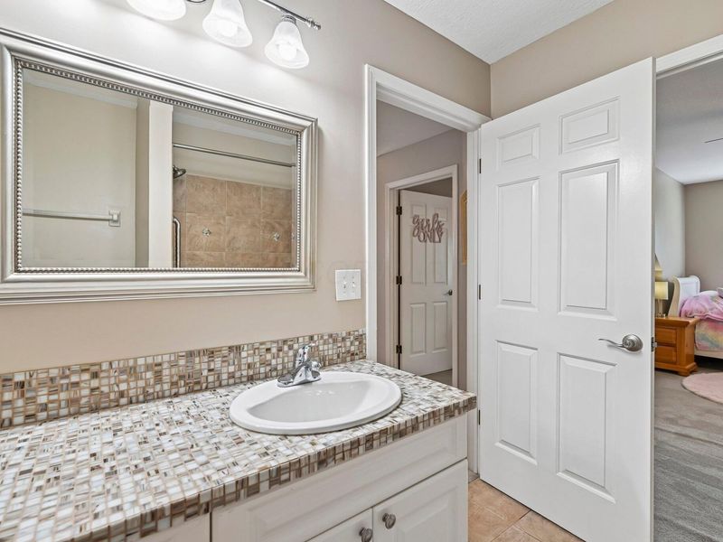 6423 Upper Lake Circle , Westerville, OH 43082 Photo 42