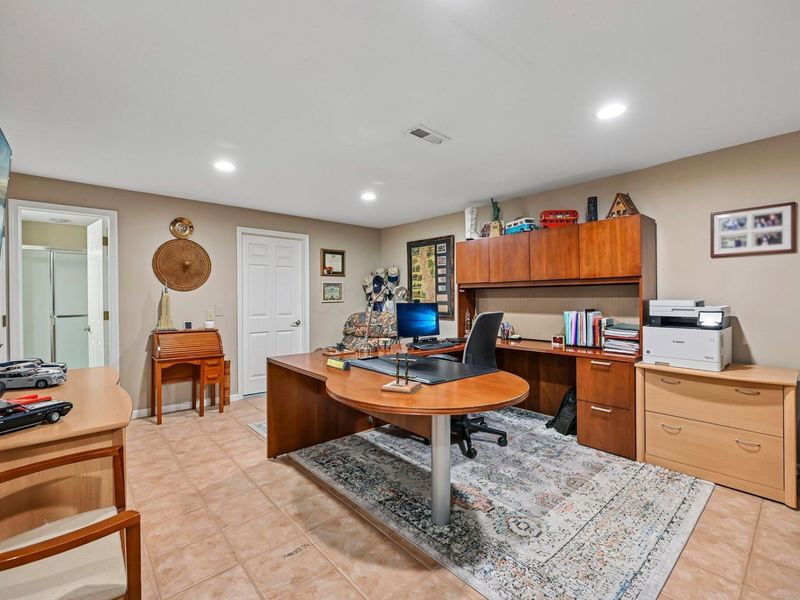 6423 Upper Lake Circle , Westerville, OH 43082 Photo 45