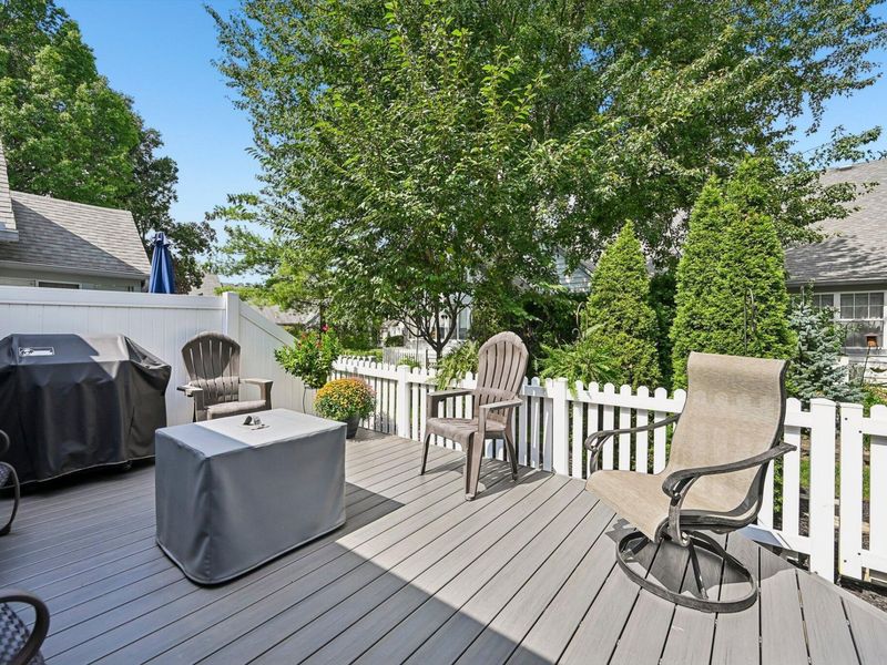 6423 Upper Lake Circle , Westerville, OH 43082 Photo 6