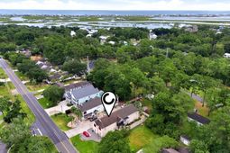 587 Sunnyside Ave. photo 4