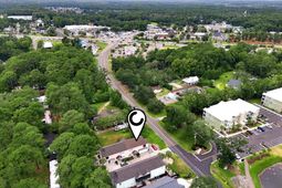 587 Sunnyside Ave. photo 4