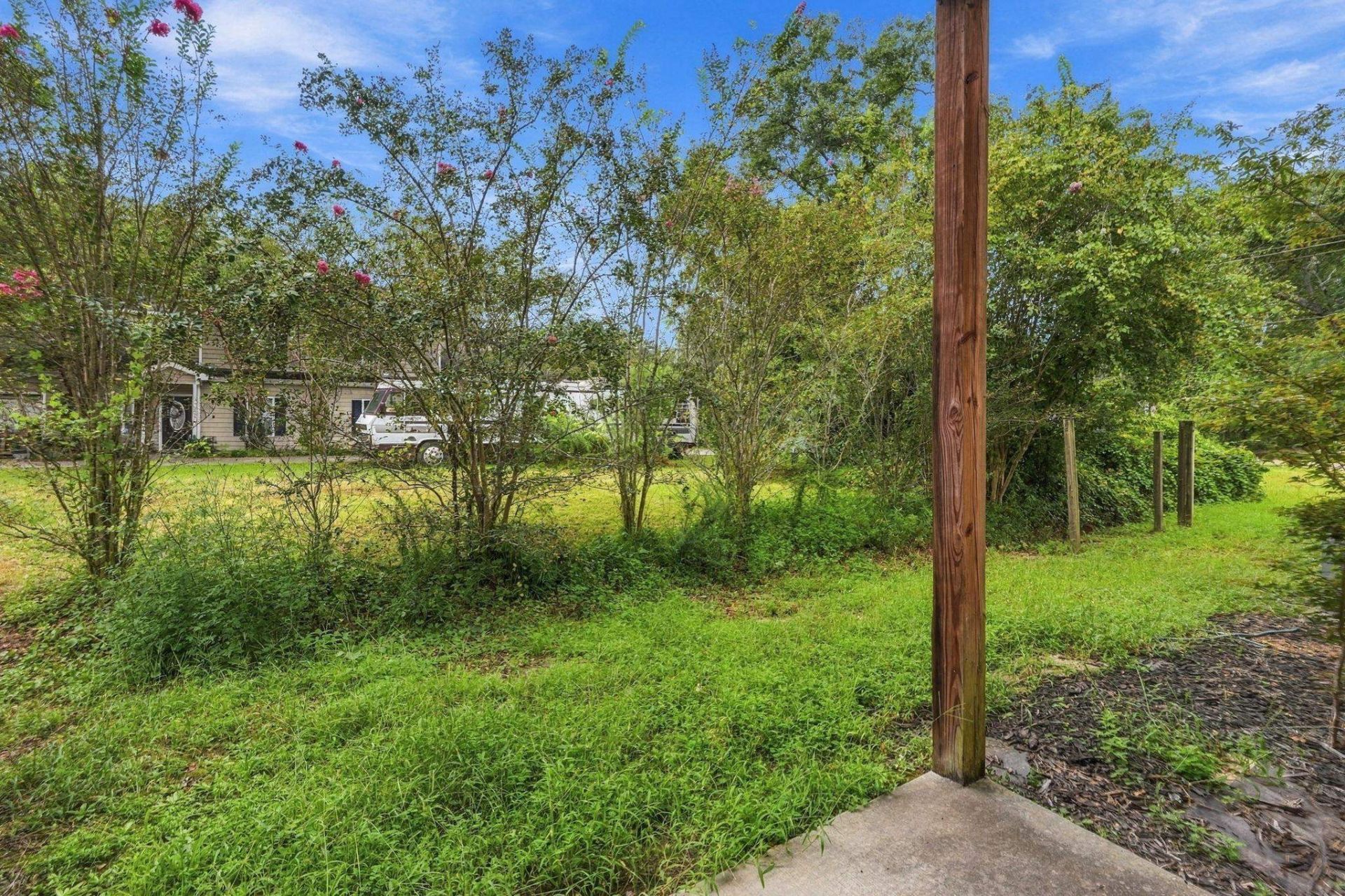 587 Sunnyside Ave. Photo 30