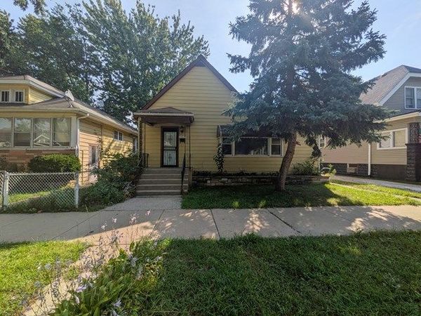 11527 S Parnell Avenue , Chicago, IL 60628