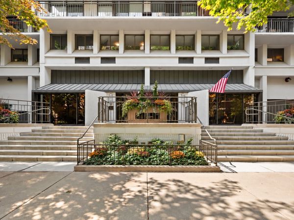 1430 N Astor Street , Unit 7C, Chicago, IL 60610