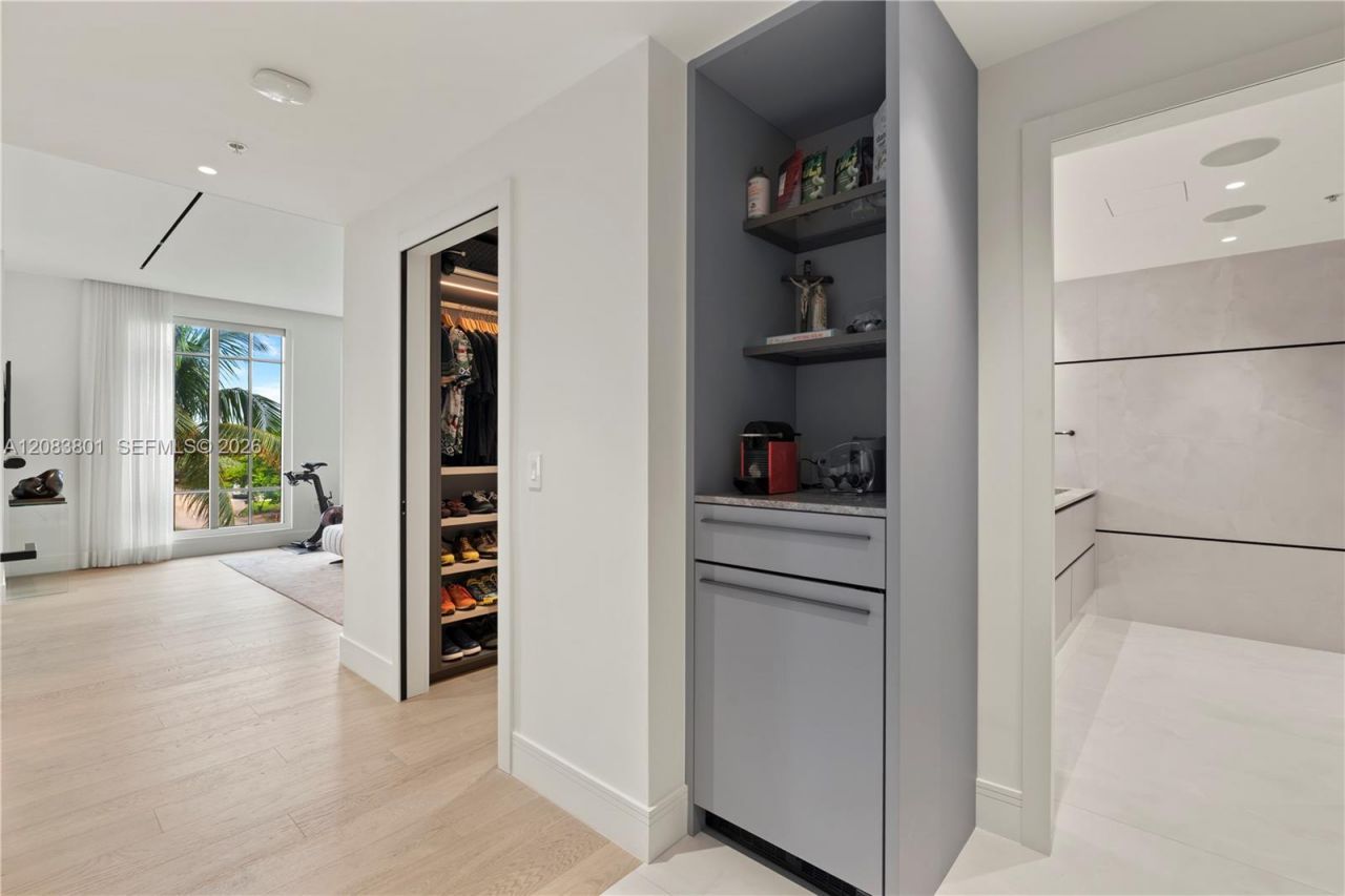 3501 N Ocean Dr, Unit V5, Hollywood, FL 33019 Photo