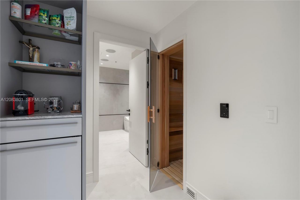3501 N Ocean Dr, Unit V5, Hollywood, FL 33019 Photo