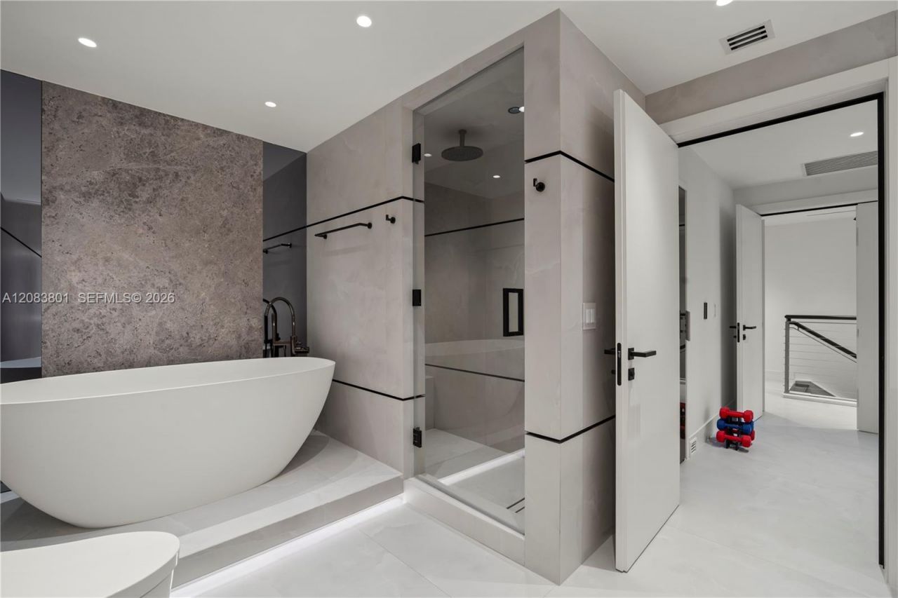 3501 N Ocean Dr, Unit V5, Hollywood, FL 33019 Photo