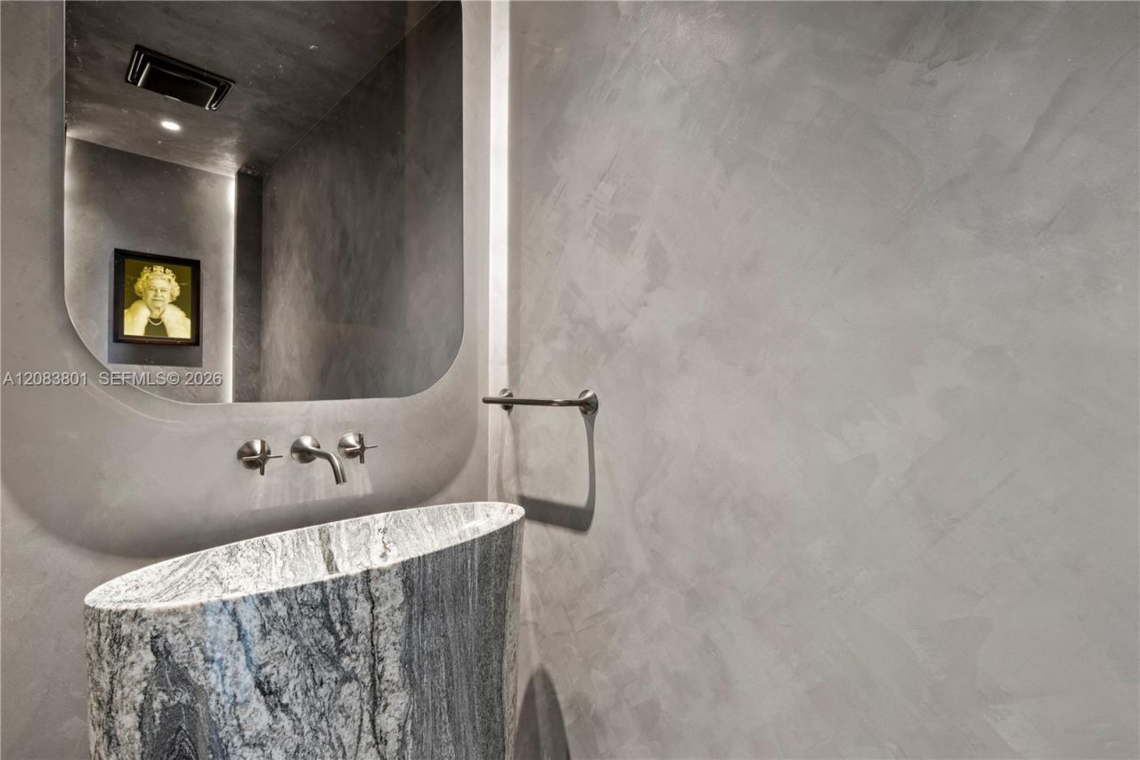 3501 N Ocean Dr, Unit V5, Hollywood, FL 33019 Photo