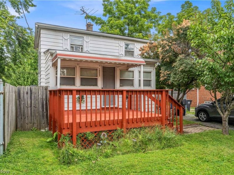 18903 Mohawk Avenue, Cleveland, OH 44119 Photo 2
