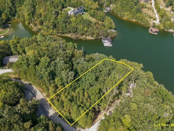 112 Thief Neck Drive, Rockwood, TN 37854