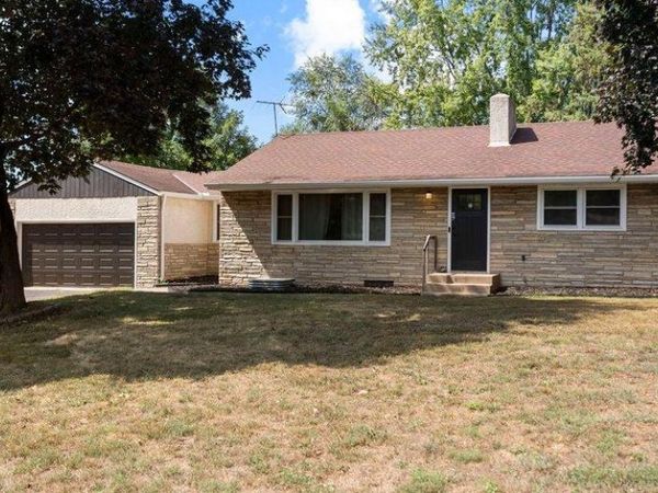 1689 Edgemont Street, Maplewood, MN 55117