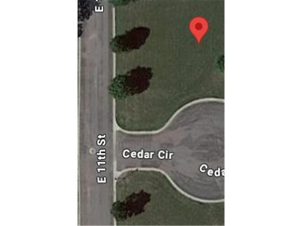 307 Cedar Circle , Winthrop, MN 55396