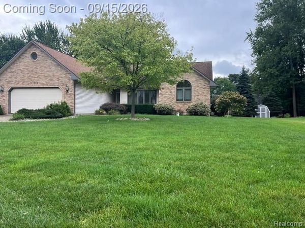5129 Bloss Drive , Mundy Township, Mi 48473