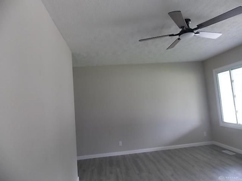1738 Lundgren Road, New Carlisle, OH 45344 Photo 8