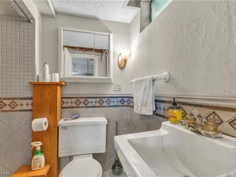 4146 Barclay Messerly Road, Southington, OH 44470 Photo 19