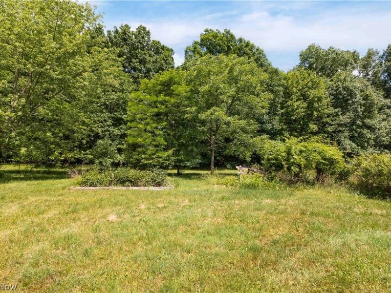 4146 Barclay Messerly Road, Southington, OH 44470 Photo 27