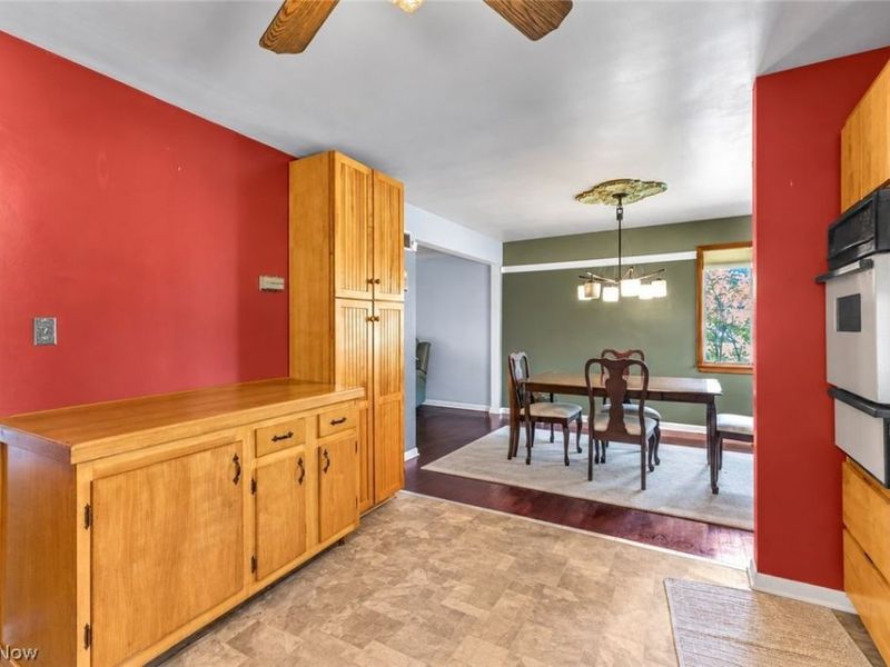 4146 Barclay Messerly Road, Southington, OH 44470 Photo 6
