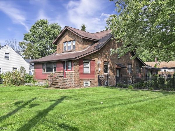 5733 Brecksville Road, Independence, OH 44131