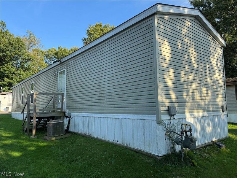 6301 Sue Lynn Drive, Ravenna, OH 44266 Photo 8