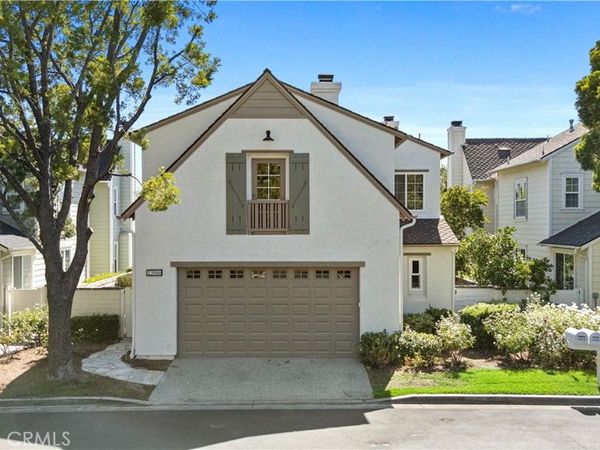 23916 SW Windward SW, Valencia, CA 91355