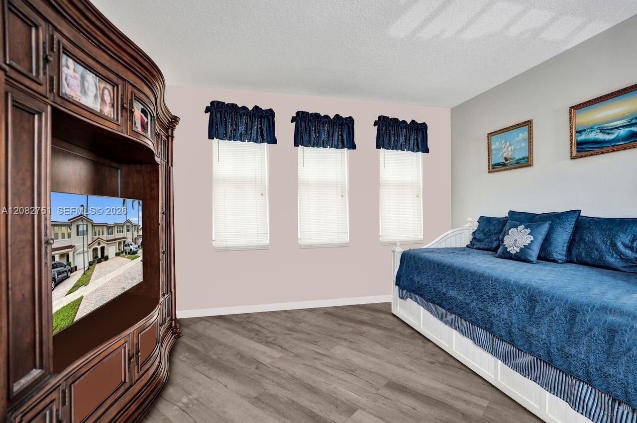 220 Riverwalk Cir, Sunrise, FL 33326 Photo
