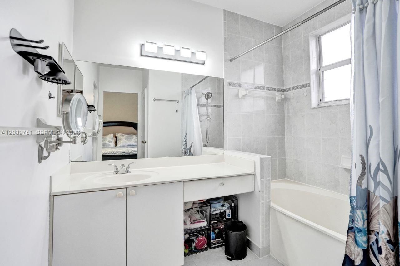 220 Riverwalk Cir, Sunrise, FL 33326 Photo