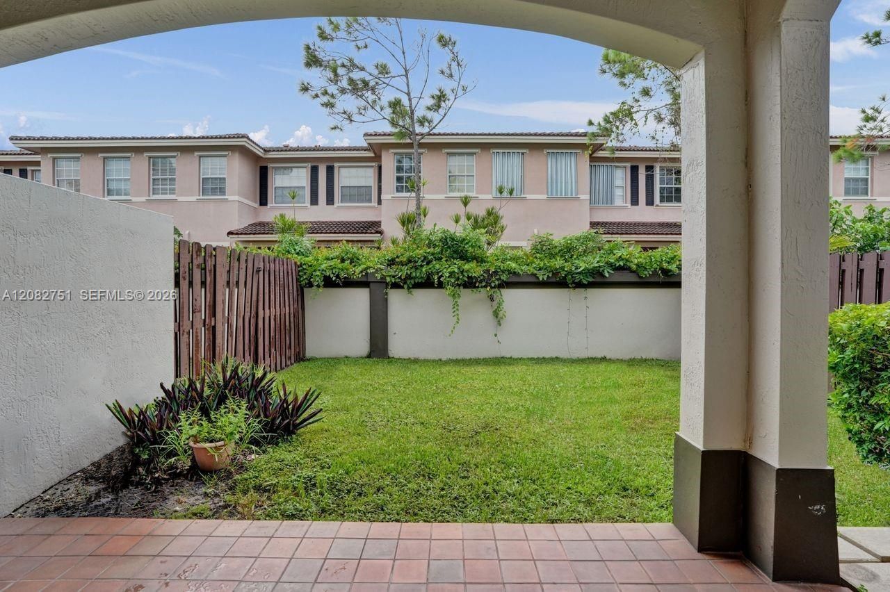 220 Riverwalk Cir, Sunrise, FL 33326 Photo