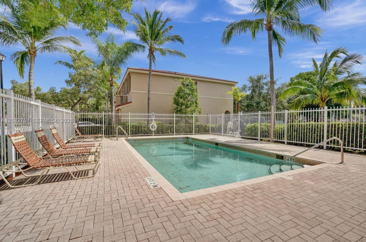 220 Riverwalk Cir, Sunrise, FL 33326 Photo