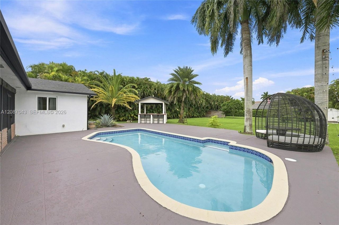 13402 SW 29th St, Davie, FL 33330 Photo