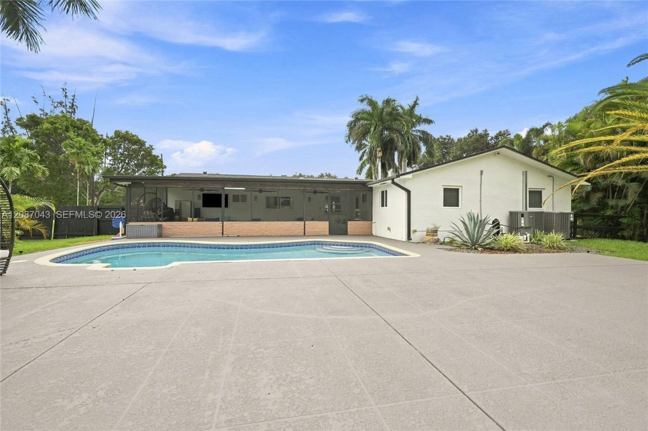 13402 SW 29th St, Davie, FL 33330 Photo