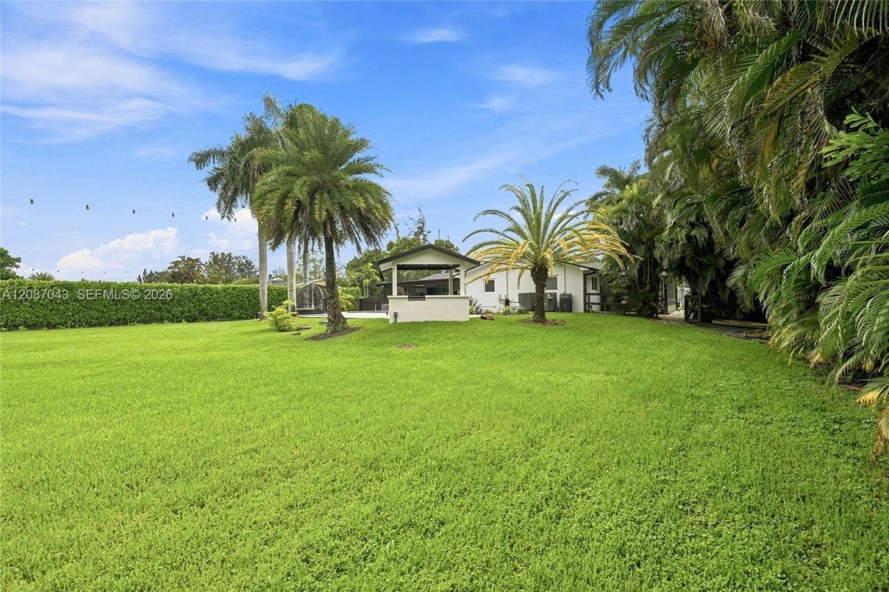 13402 SW 29th St, Davie, FL 33330 Photo