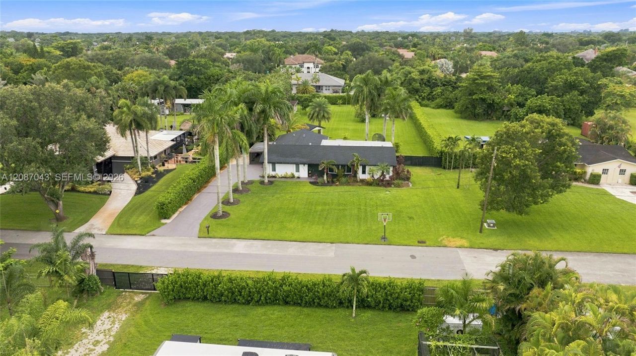 13402 SW 29th St, Davie, FL 33330 Photo