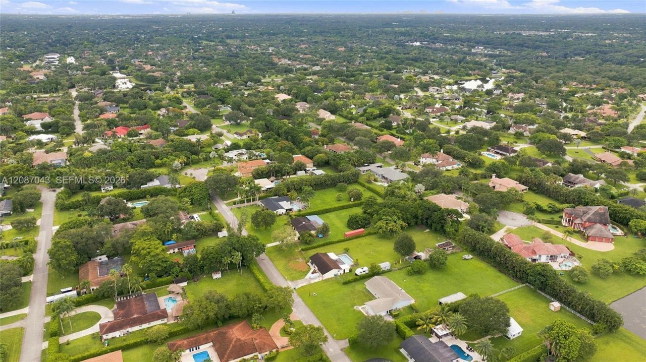 13402 SW 29th St, Davie, FL 33330 Photo