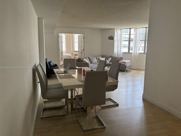 801 Brickell Bay Dr , Unit 964, Miami, FL 33131