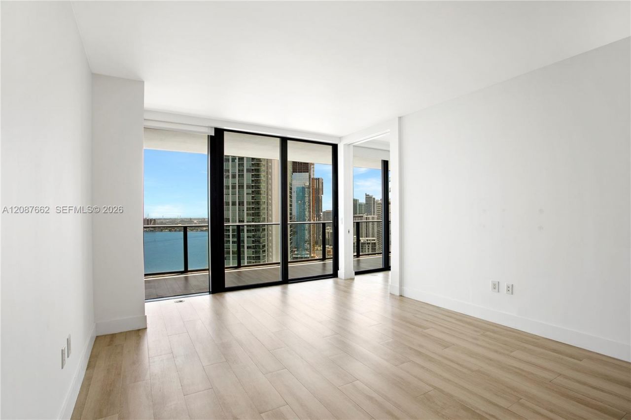 650 NE 32nd St, Unit 2802, Miami, FL 33137 Photo