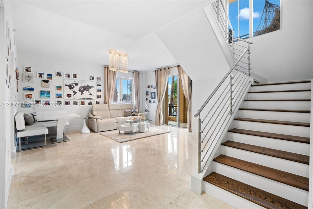 3415 N Ocean Dr, Unit 204, Hollywood, FL 33019 Photo
