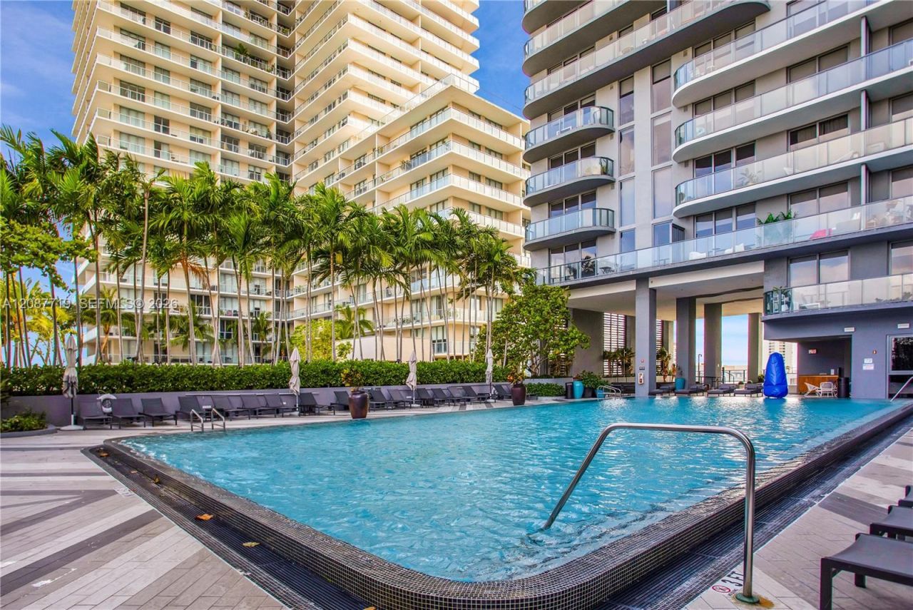121 NE 34th St, Unit L202, Miami, FL 33137 Photo