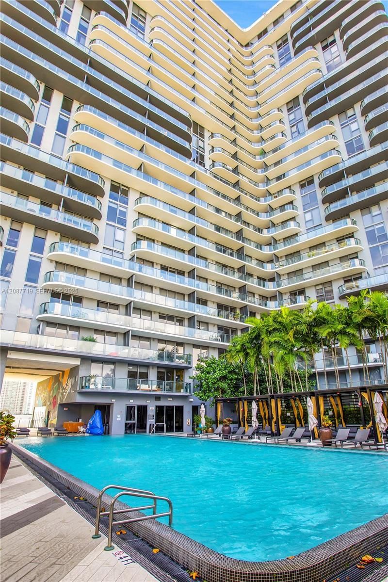 121 NE 34th St, Unit L202, Miami, FL 33137 Photo