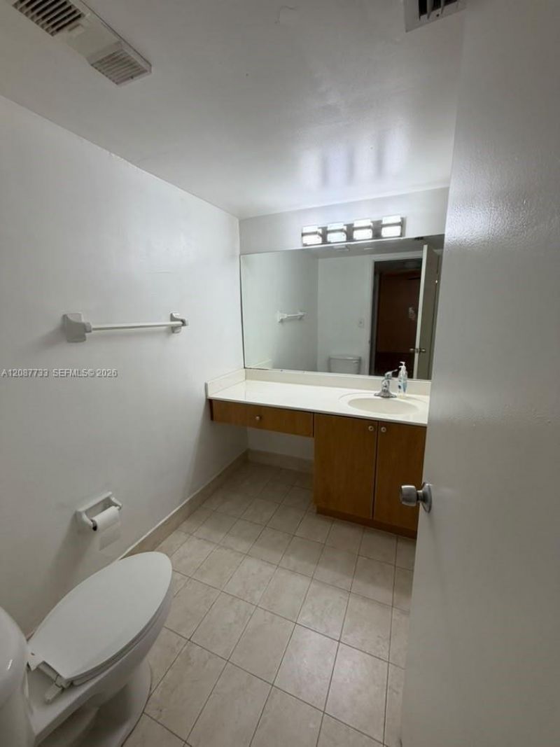 4746 NW 97th Pl, Unit 216, Doral, FL 33178 Photo