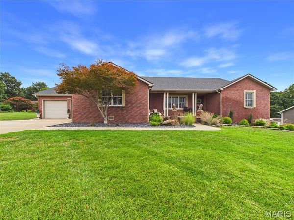 15302 Springhill Drive, Dexter, MO 63841