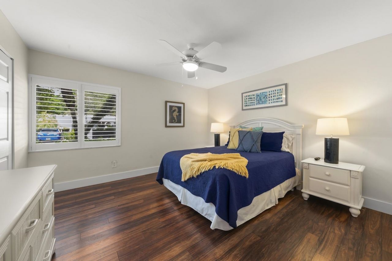592 Beachwalk Circle, Unit 105, Naples, FL 34108 Photo