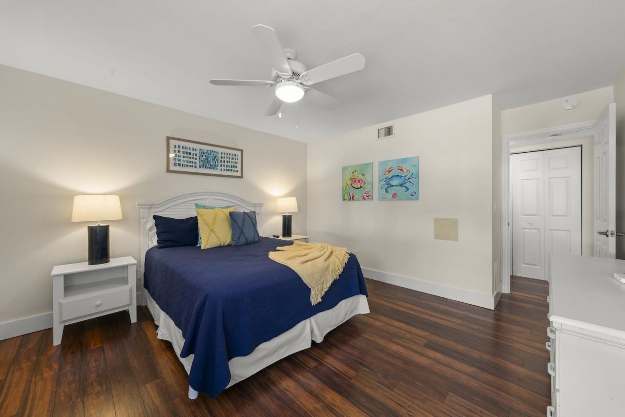 592 Beachwalk Circle, Unit 105, Naples, FL 34108 Photo