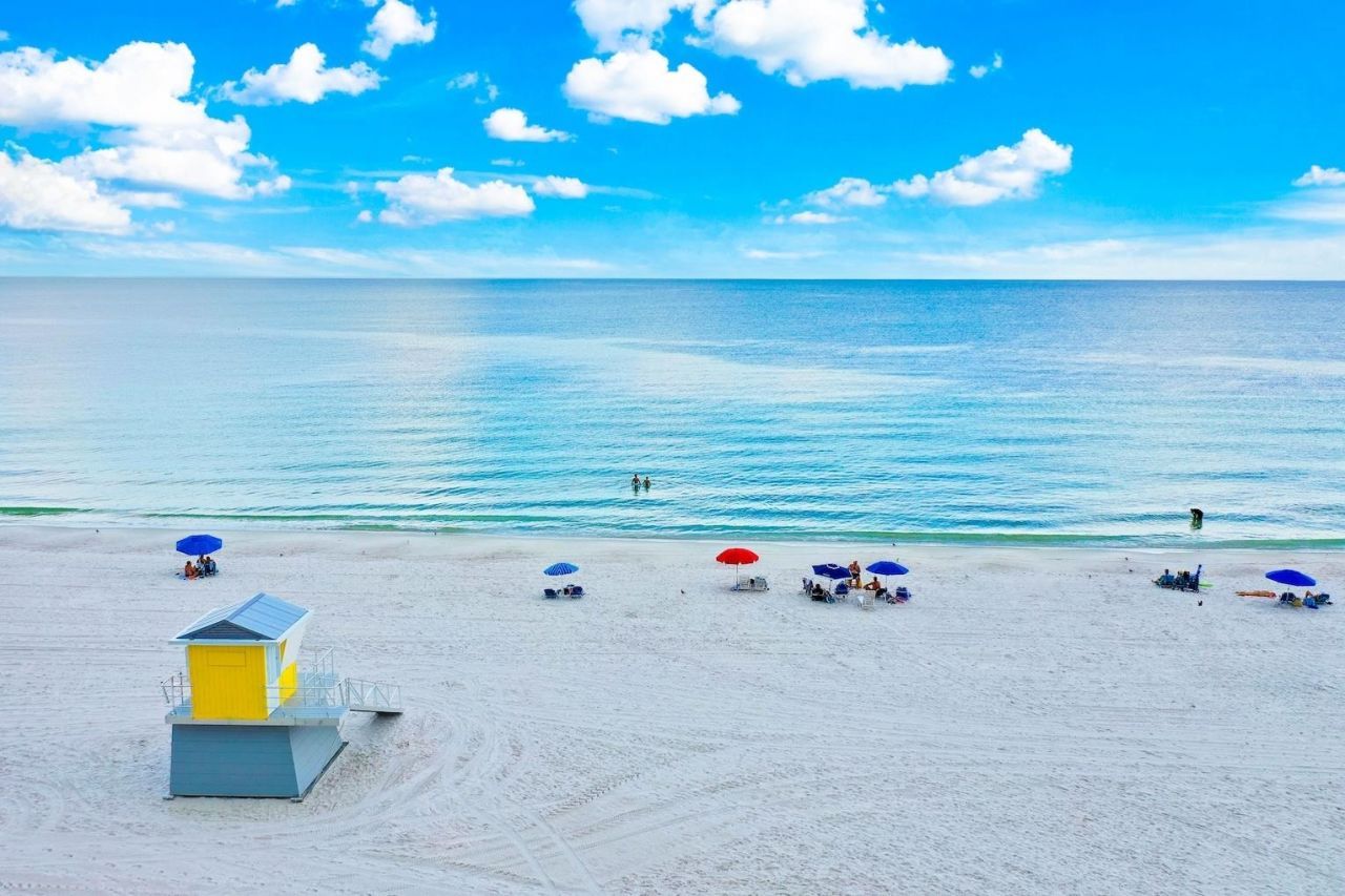 592 Beachwalk Circle, Unit 105, Naples, FL 34108 Photo