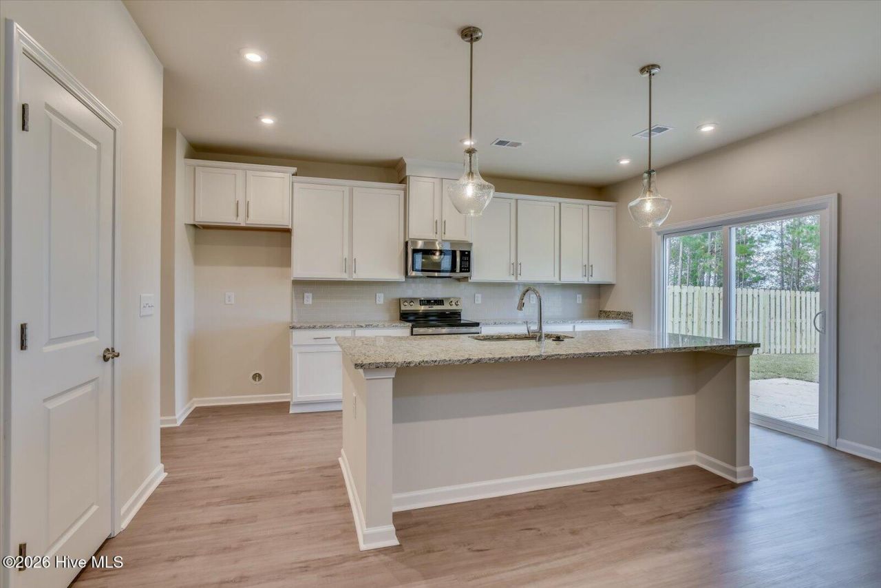 262 Marstrand Circle Photo 12
