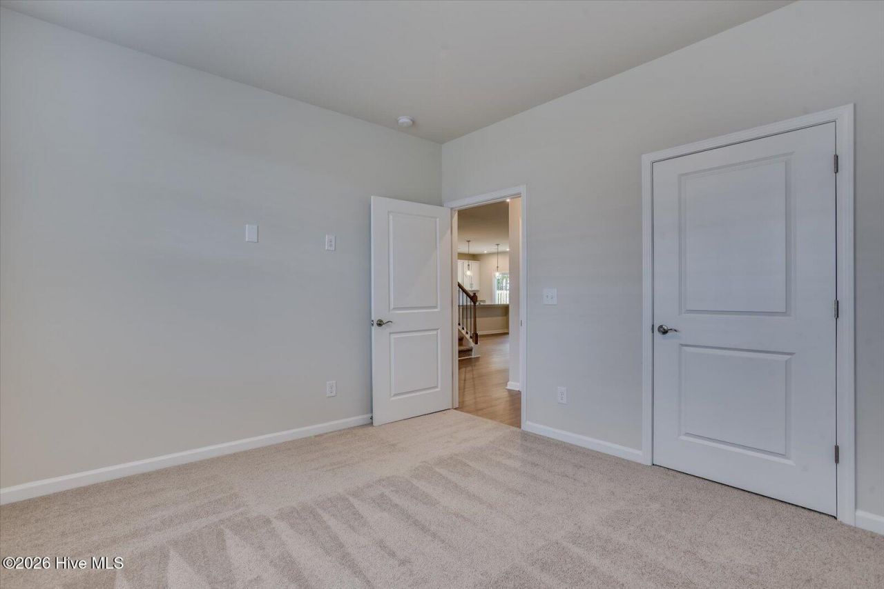 262 Marstrand Circle Photo 16