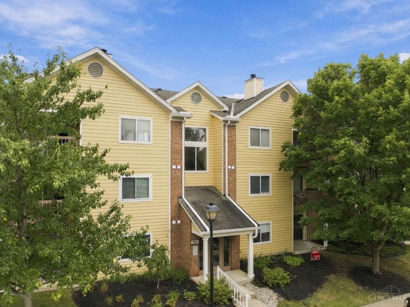 997 Cedar Ridge Drive, Unit 997-3, Pierce Township, OH 45245 Photo 1