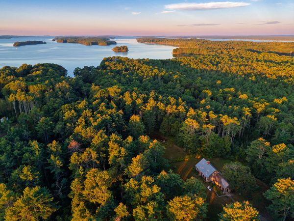 242 Simpsons Point Road, Brunswick, ME 04011